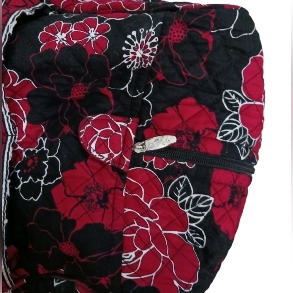 MARIE BY GIFTCRAFT RED & BLACK FLORAL DUFFLE BAG
